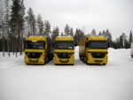 LKWs im Schnee